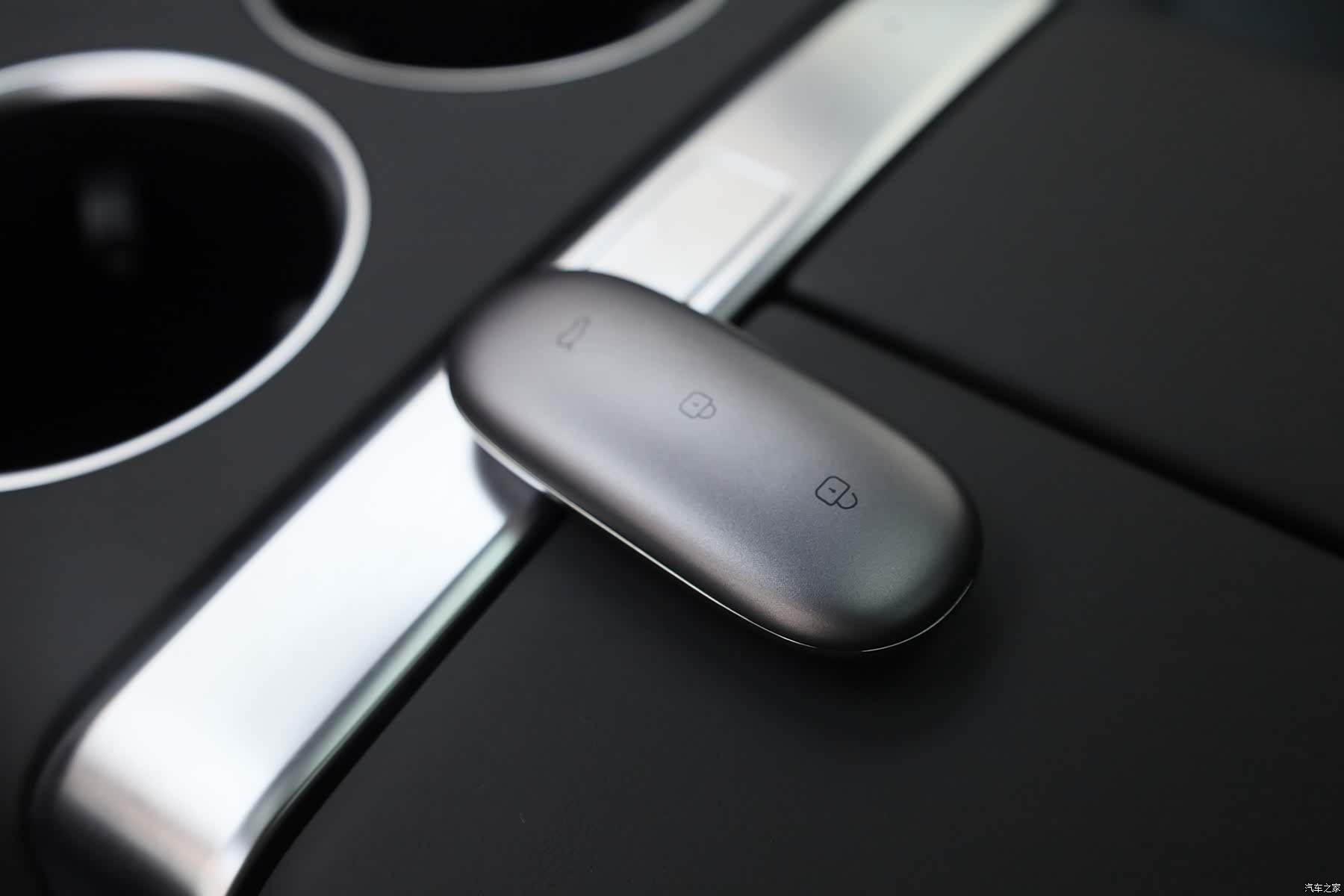 Li Auto L8, 2025 11