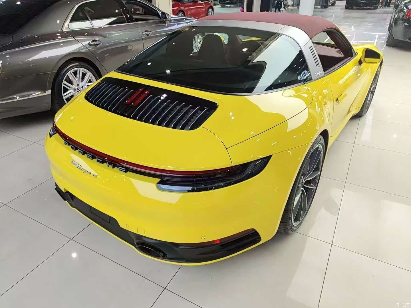 Porsche 911, 2022 2
