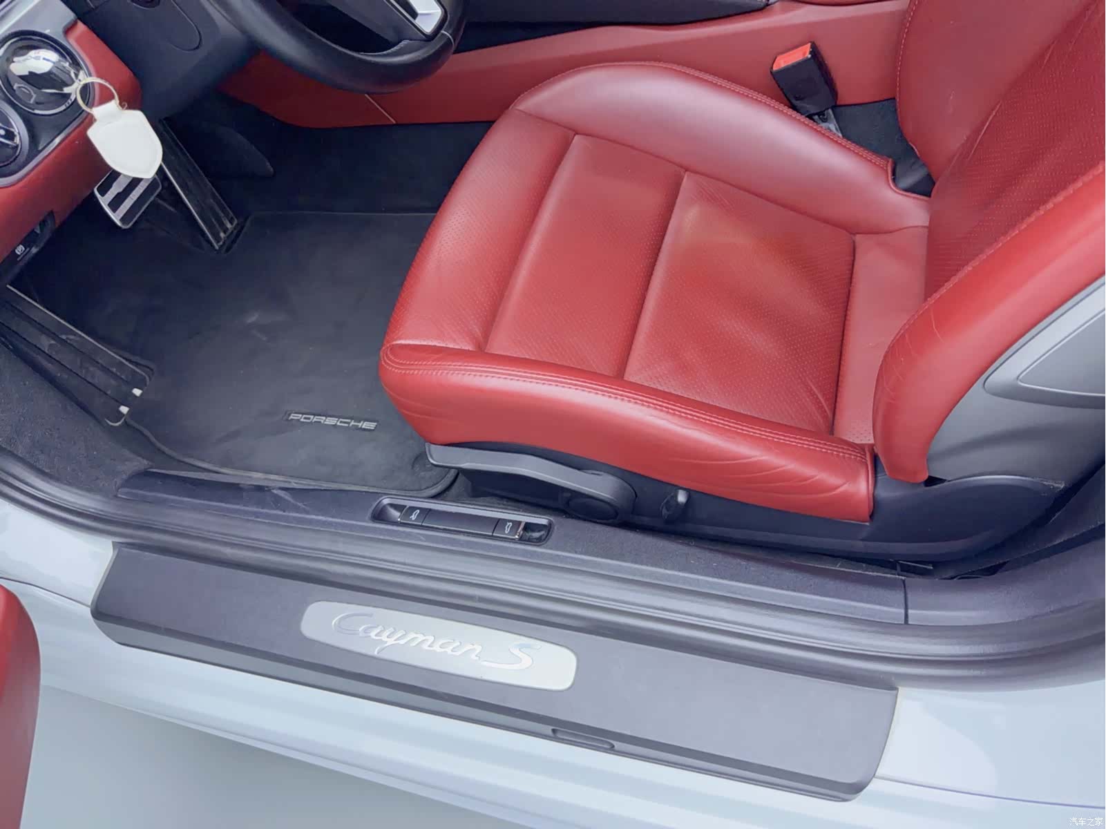 Porsche Cayman, 2018 15