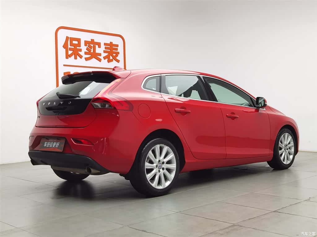Volvo V40, 2015 2