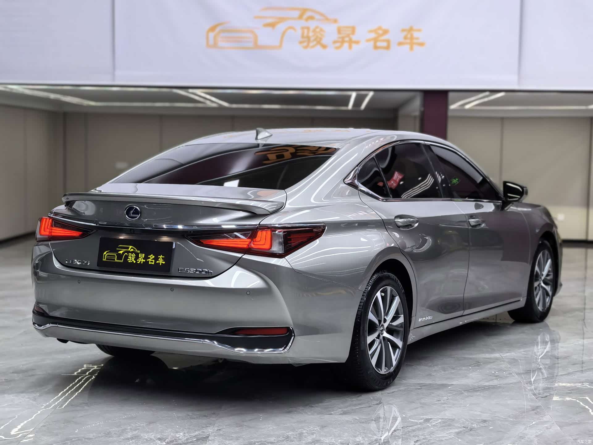 Lexus ES, 2020 6