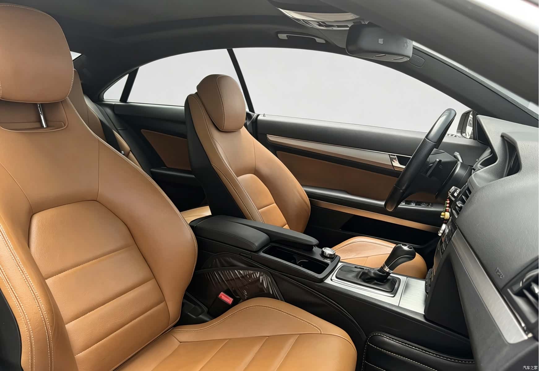 Mercedes-Benz E-Class, 2013 6