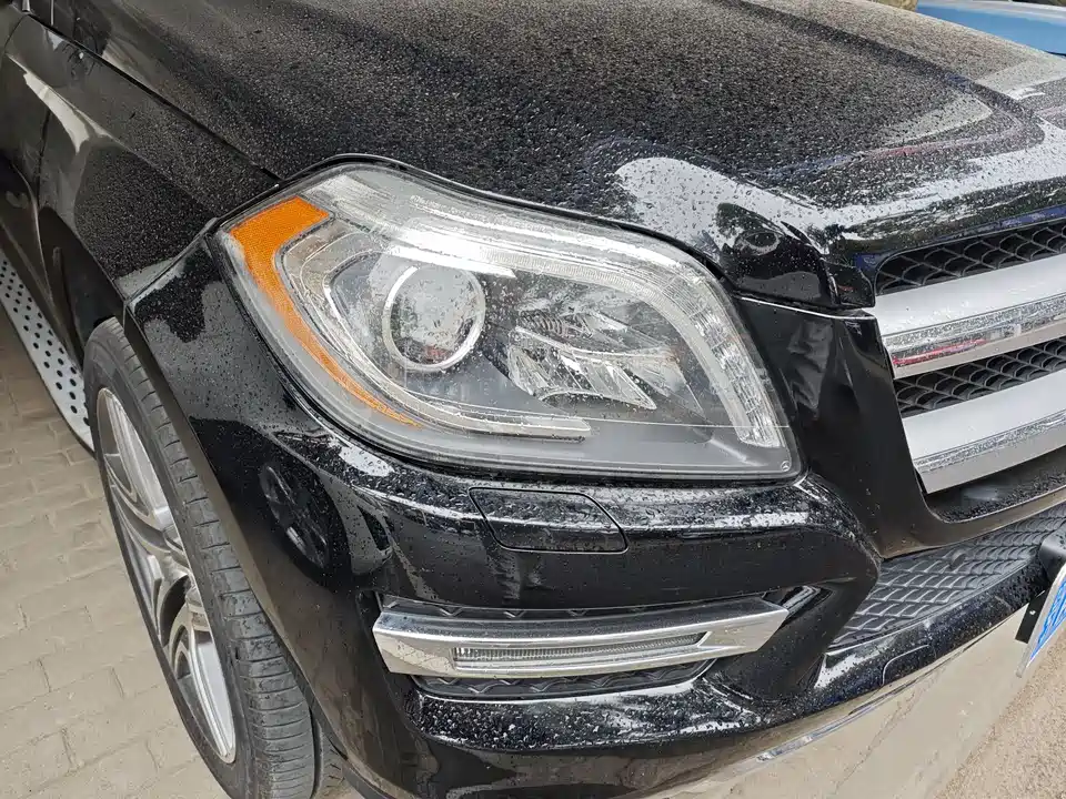 Mercedes-Benz GL grade