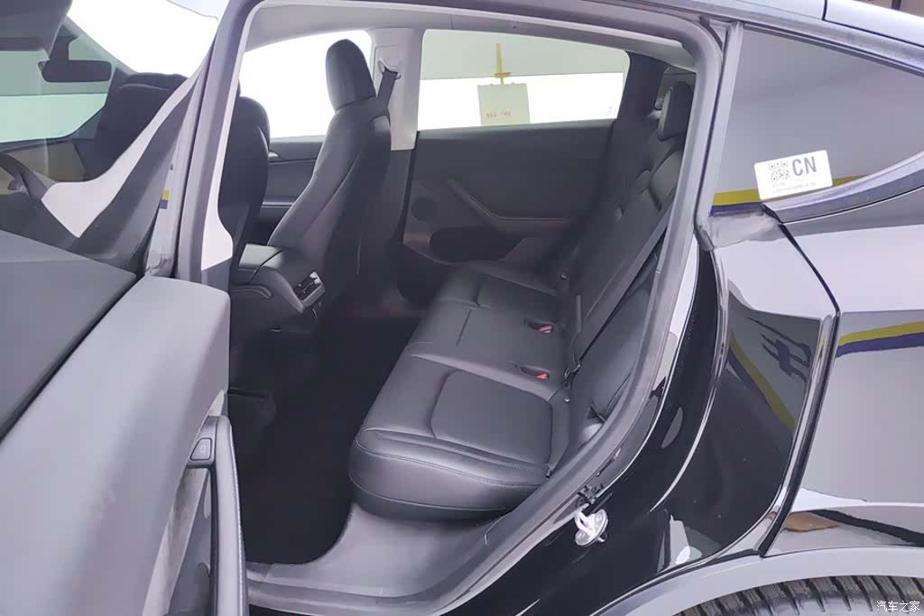 Tesla Model Y, 2021 11