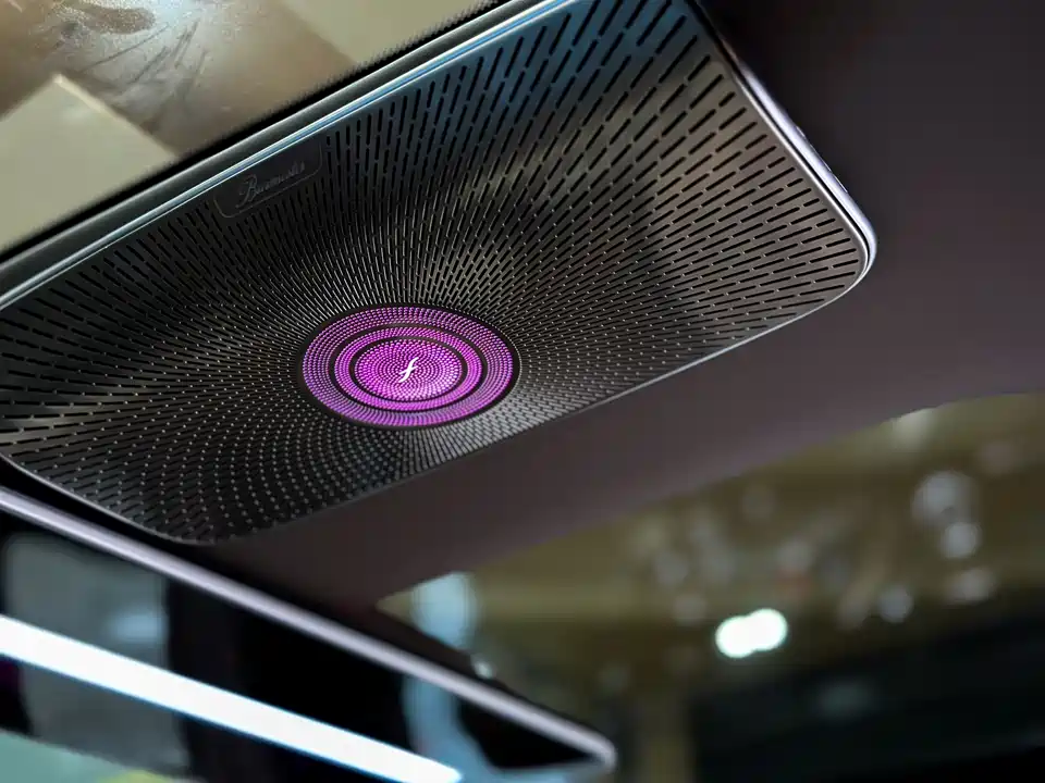 Mercedes-Benz V-class