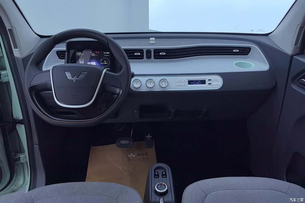 Wuling MINIEV, 2022 12