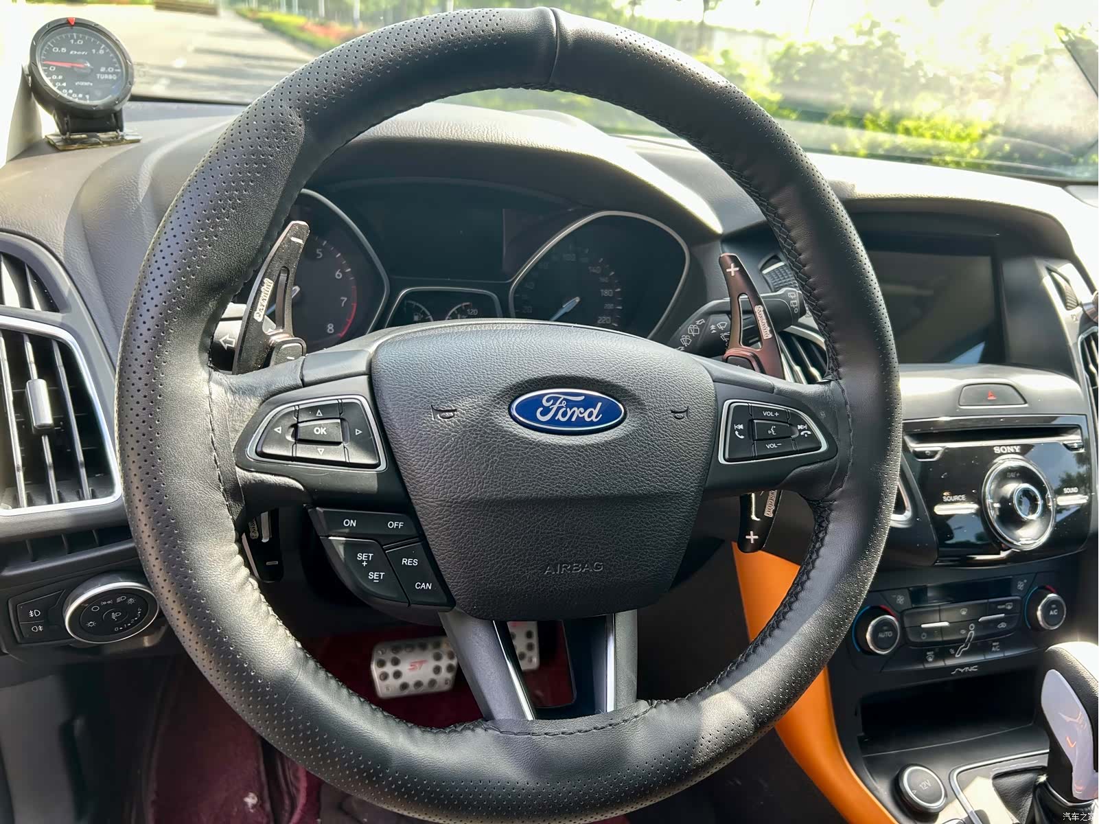 Ford Focus, 2016 10