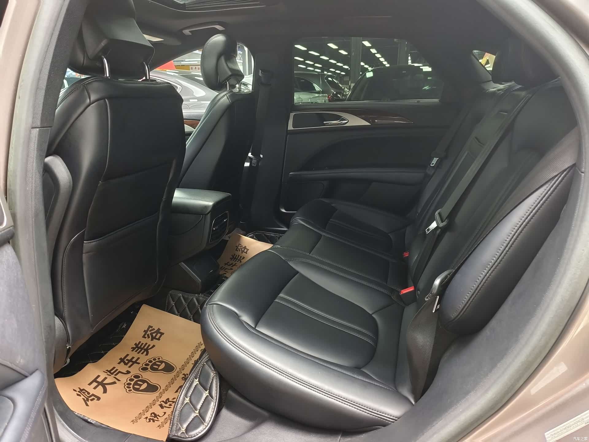 Lincoln MKZ, 2019 7