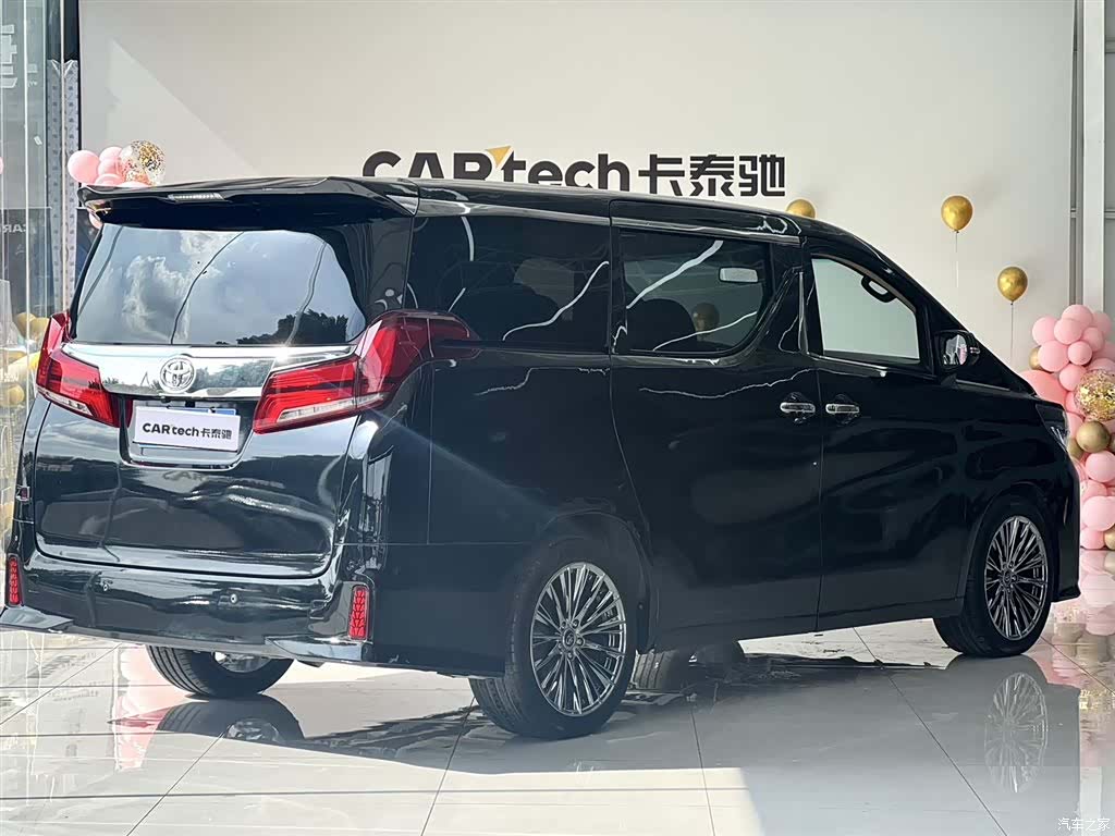 Toyota Alphard, 2012 все фото