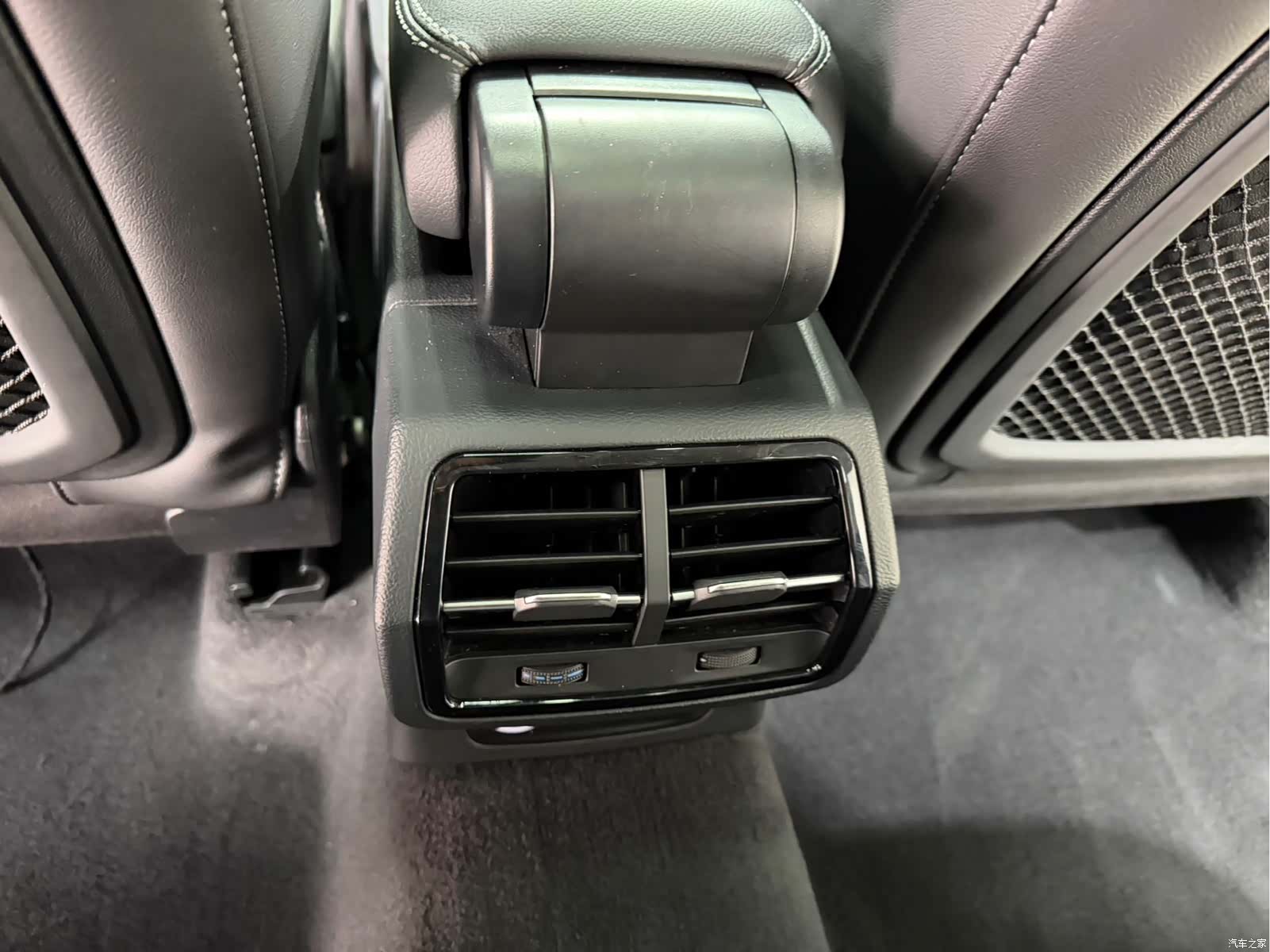 Audi Q3, 2022 17