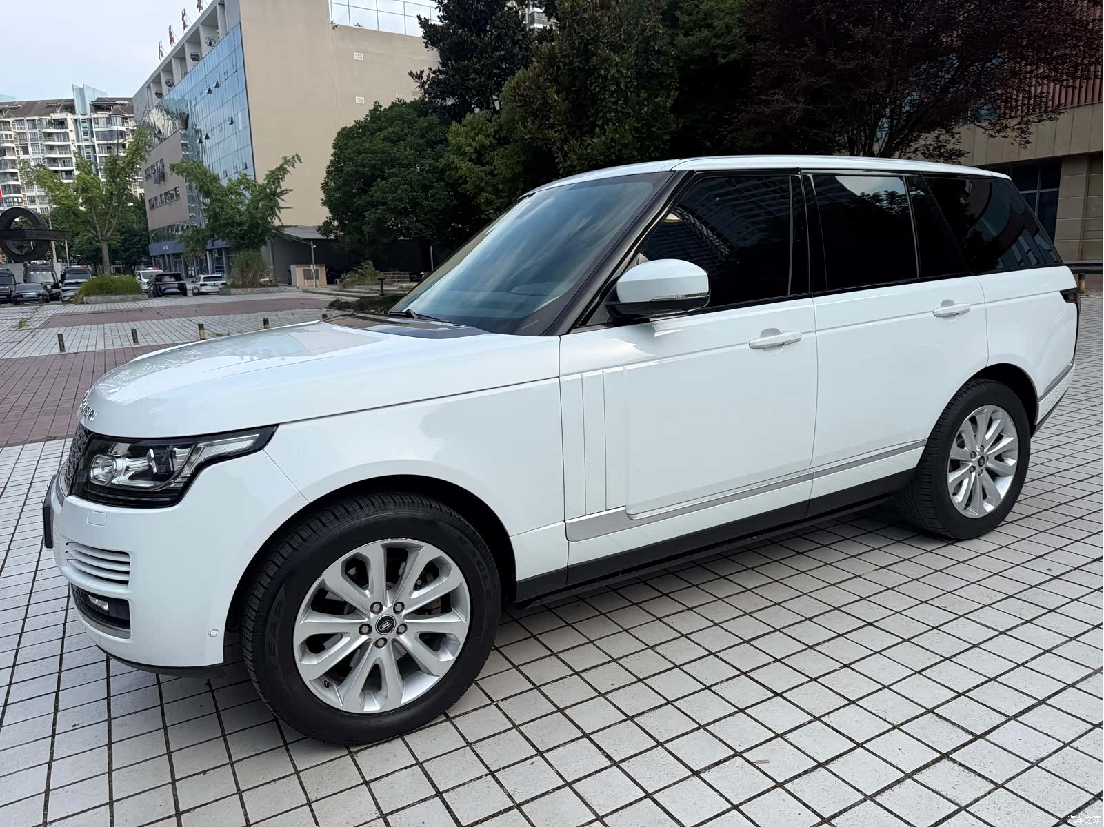 Land Rover Range Rover, 2014 9