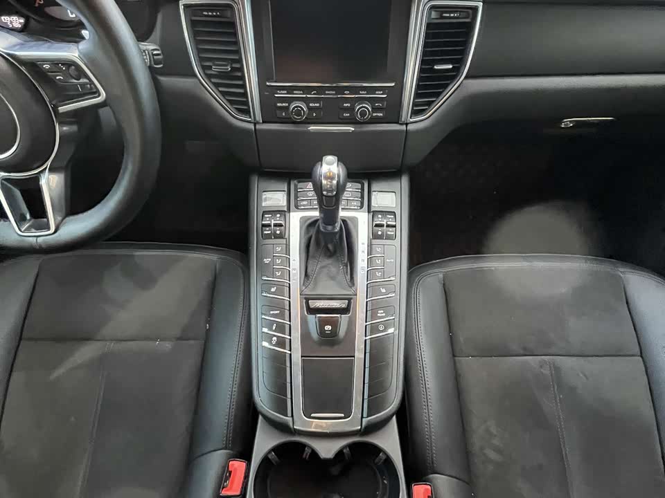 Porsche Macan Porsche Macan