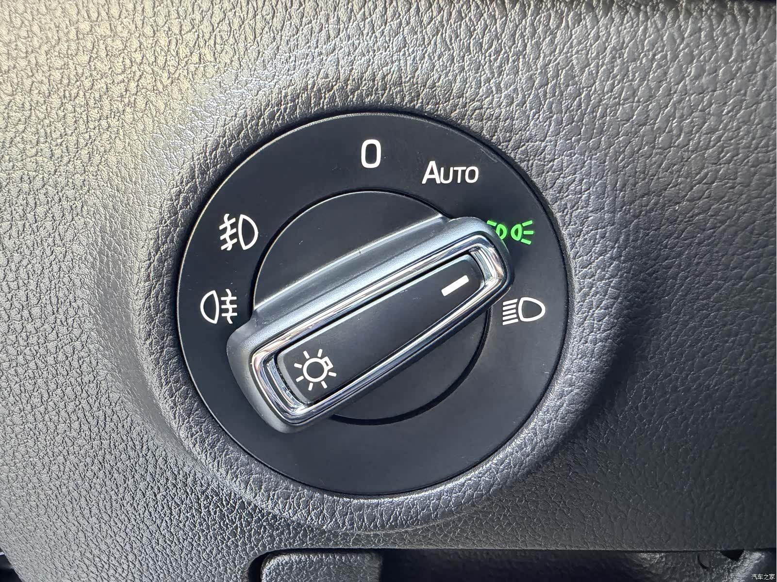 Skoda Superb, 2023 10