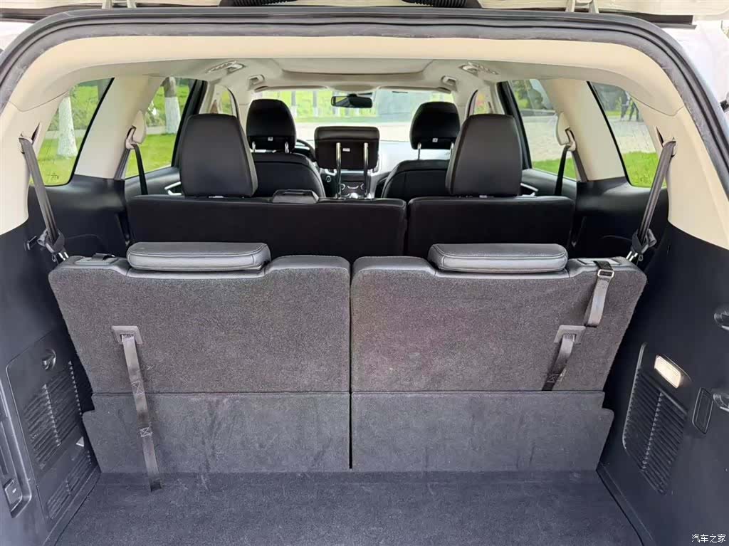 Ford Edge, 2019 12