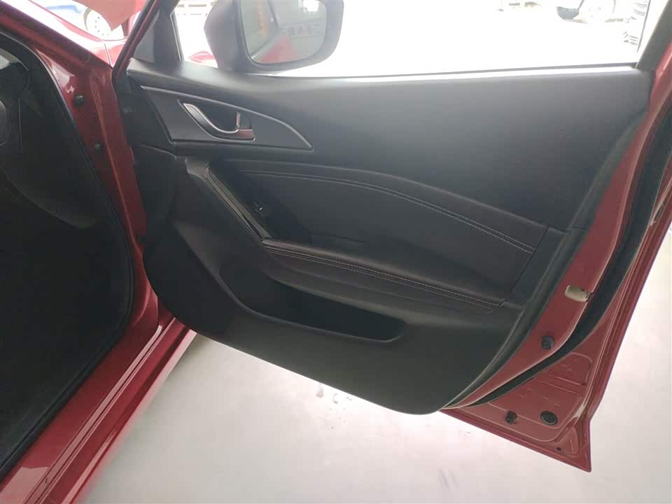 Mazda 3 Angkesaila Mazda 3 Angkesaila
