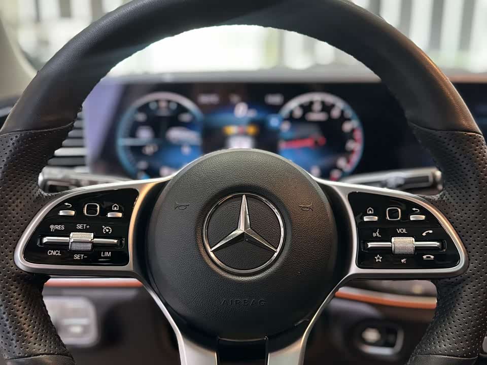 Mercedes-Benz GLE Mercedes-Benz GLE