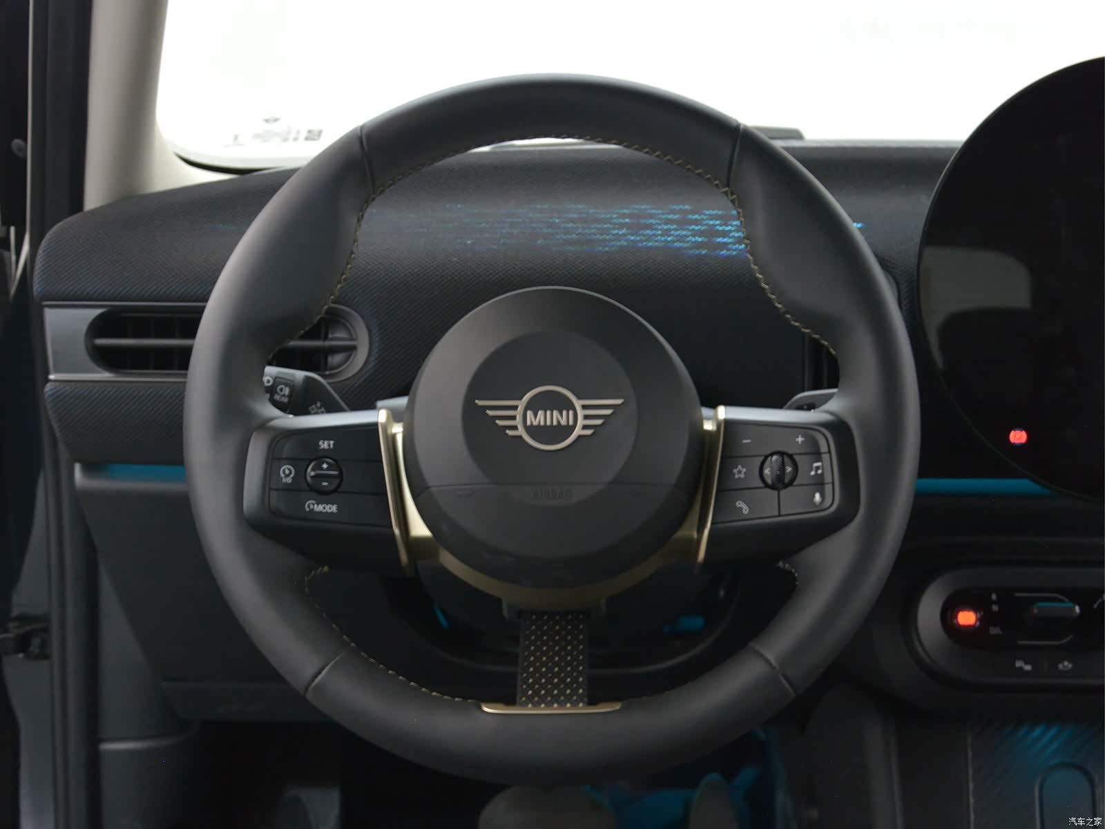 Mini Cooper, 2025 10