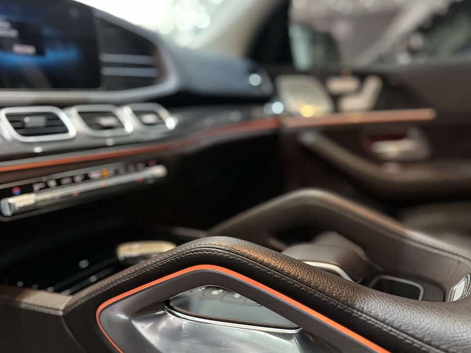 Mercedes-Benz GLE Mercedes-Benz GLE