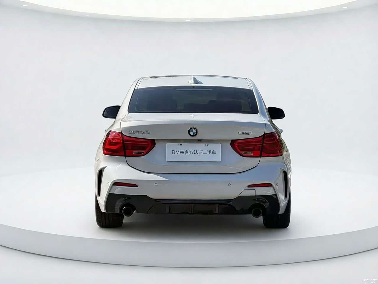 BMW 1 Series, 2021 все фото
