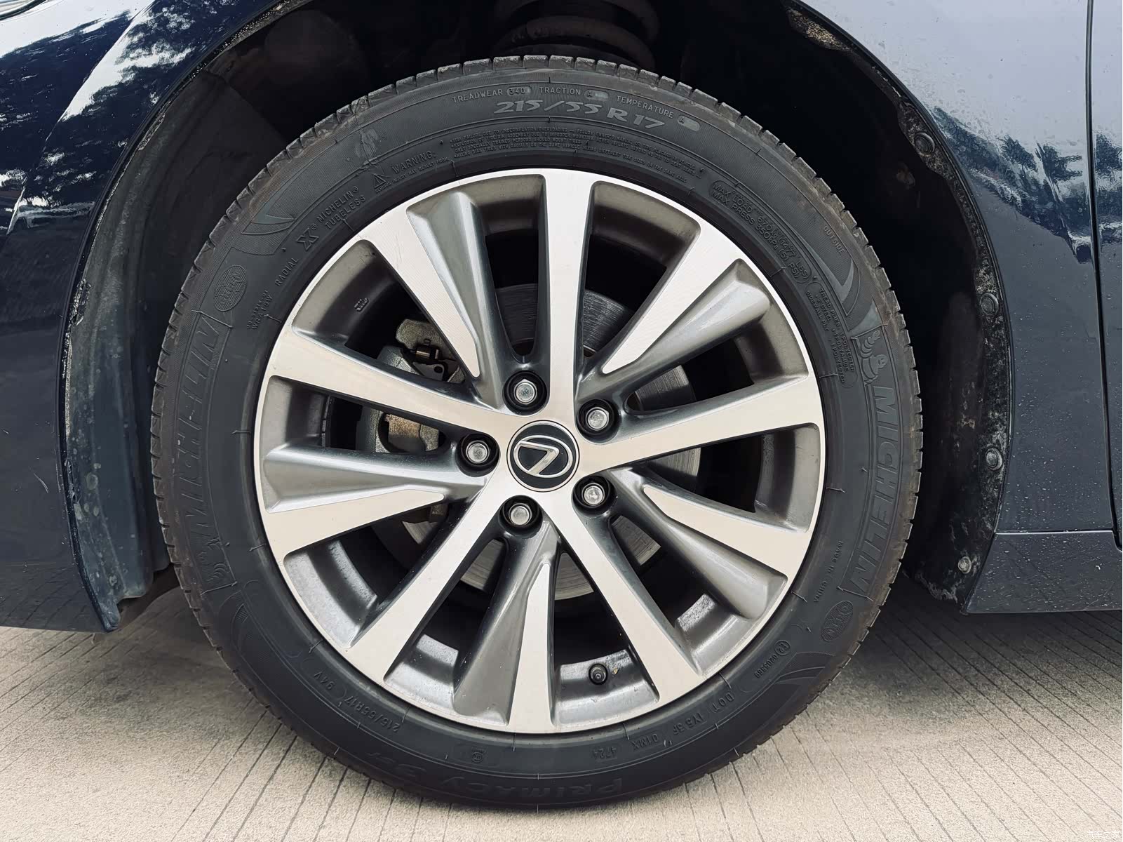 Lexus ES, 2019 11