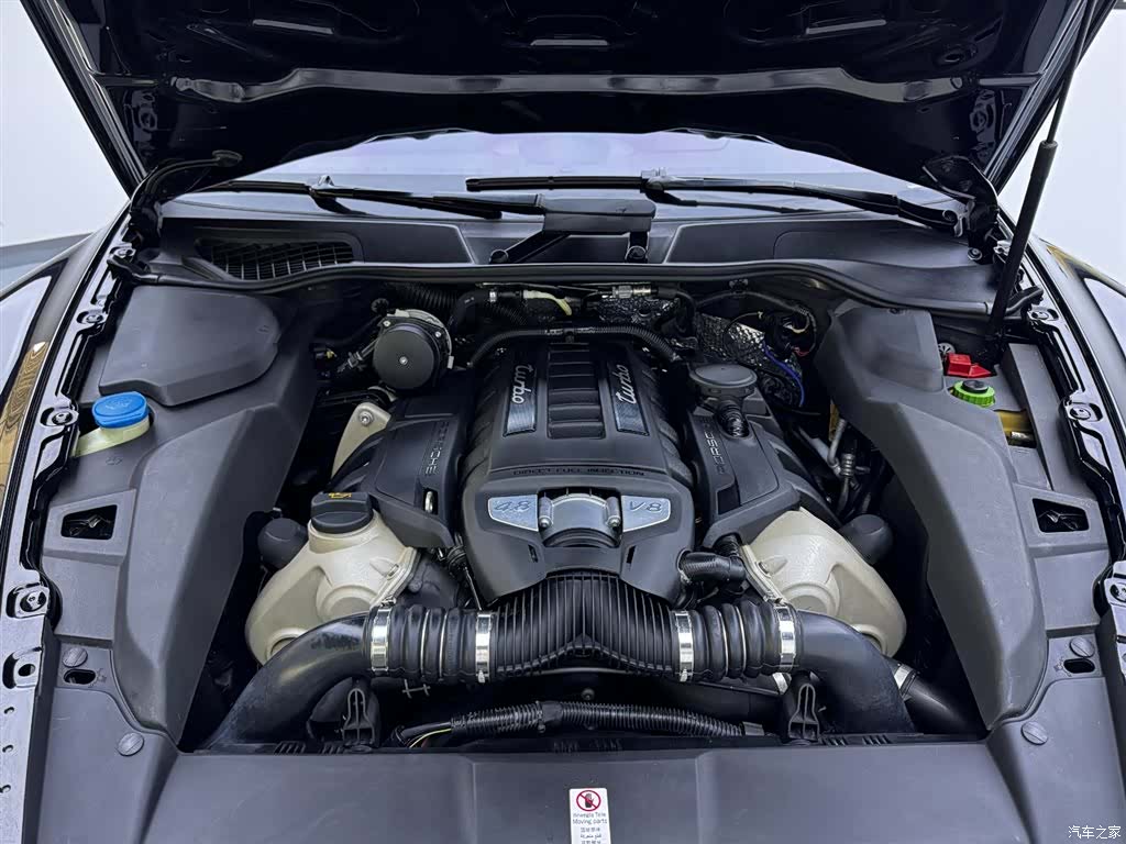 Porsche Cayenne, 2013 10