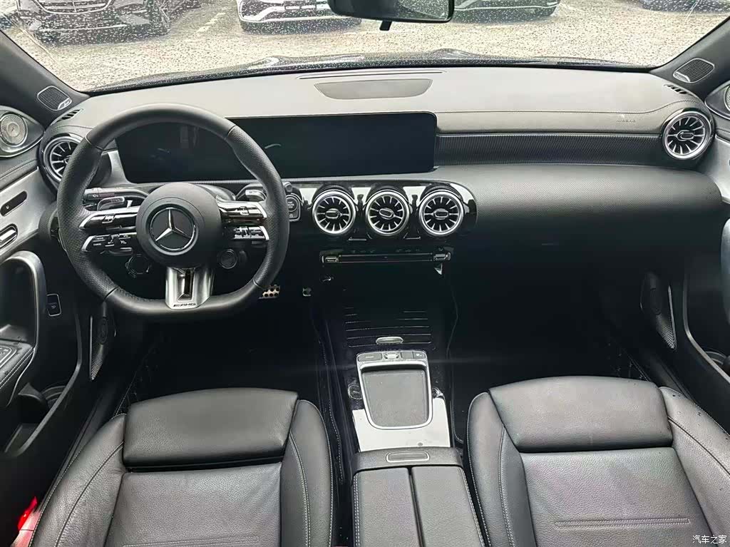 Mercedes-Benz A-Class, 2025 14