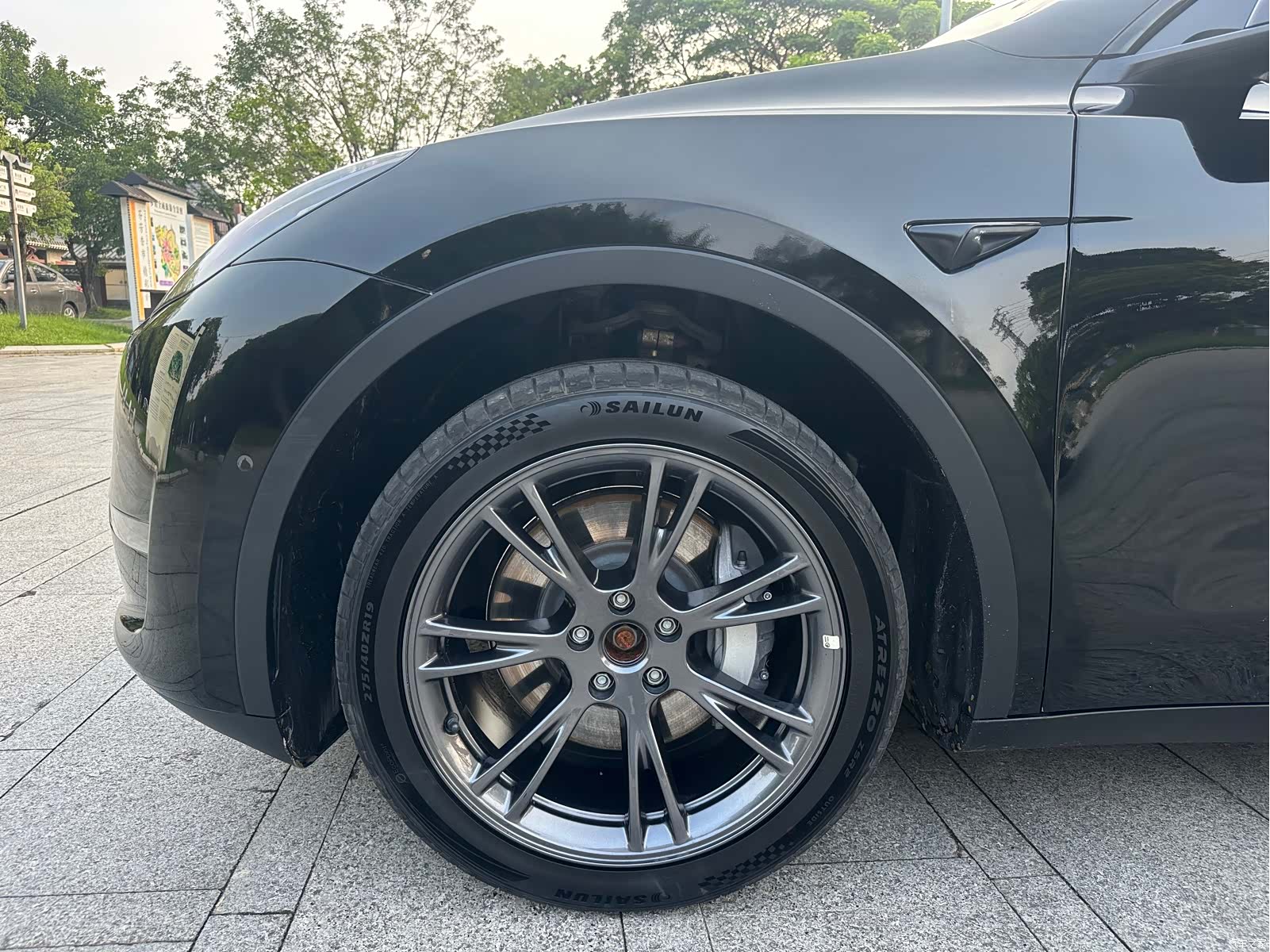 Tesla Model Y, 2024 все фото
