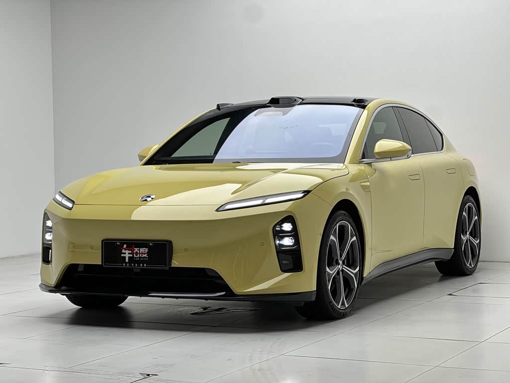 NIO ET5