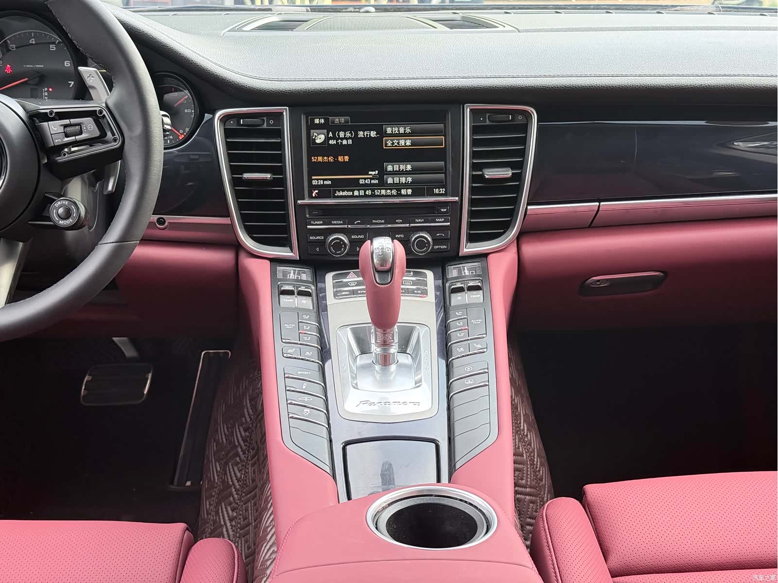 Porsche Panamera, 2015 9