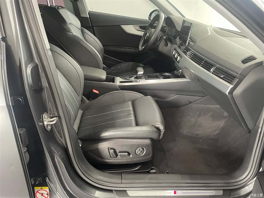 Audi A4L, 2020 16