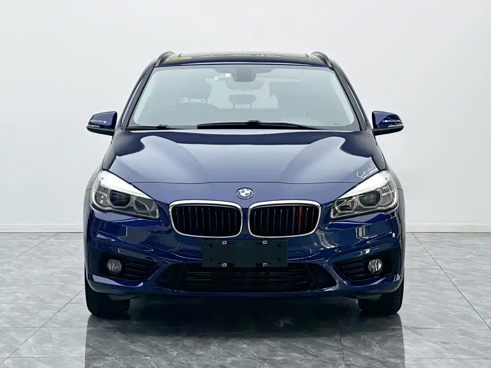 BMW 2 series station wagon