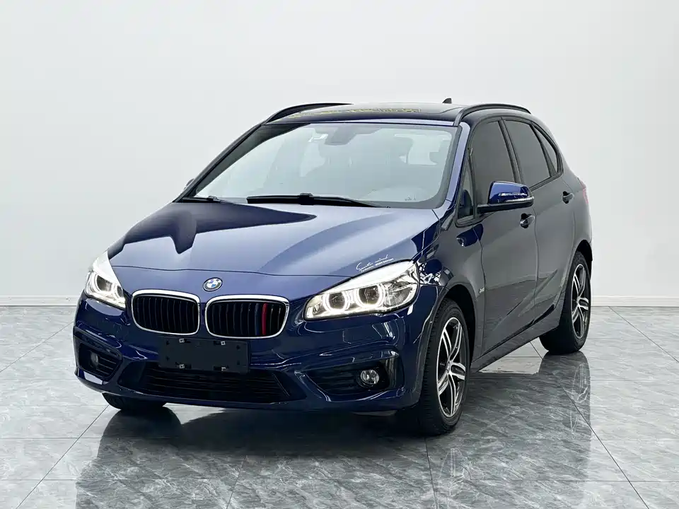 BMW 2 series station wagon
