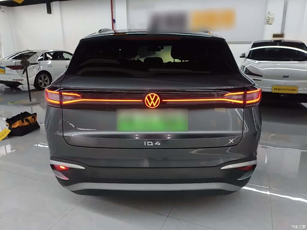 Volkswagen ID.4, 2023 6
