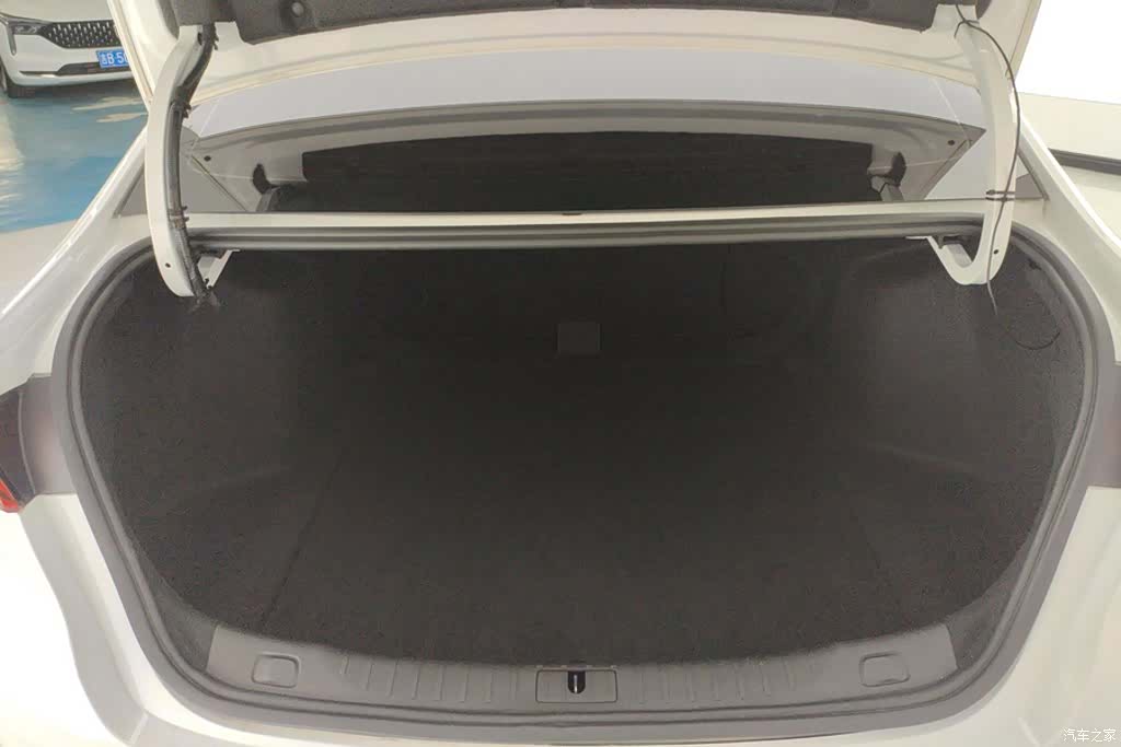 Buick Verano, 2023 4