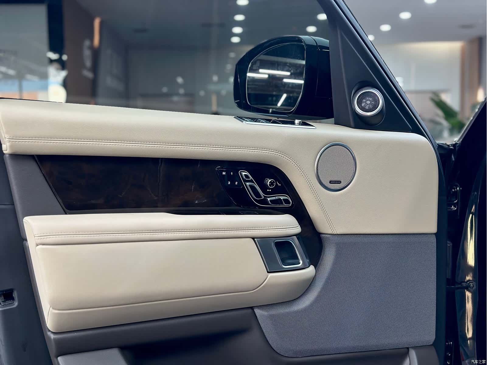 Land Rover Range Rover, 2022 все фото