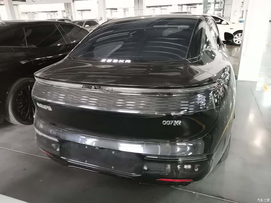 Zeekr 007, 2024 6