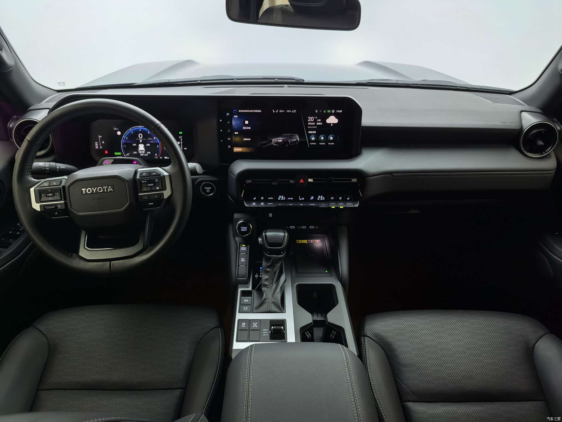 Toyota Prado, 2024 19