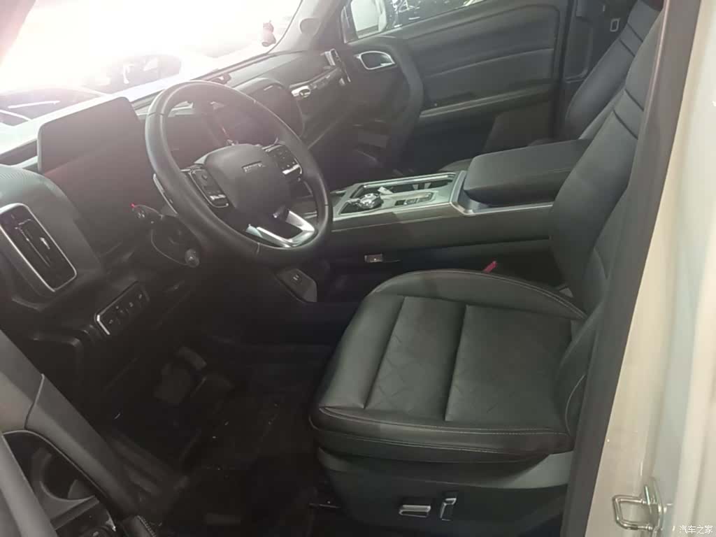 Haval Big Dog, 2023 15