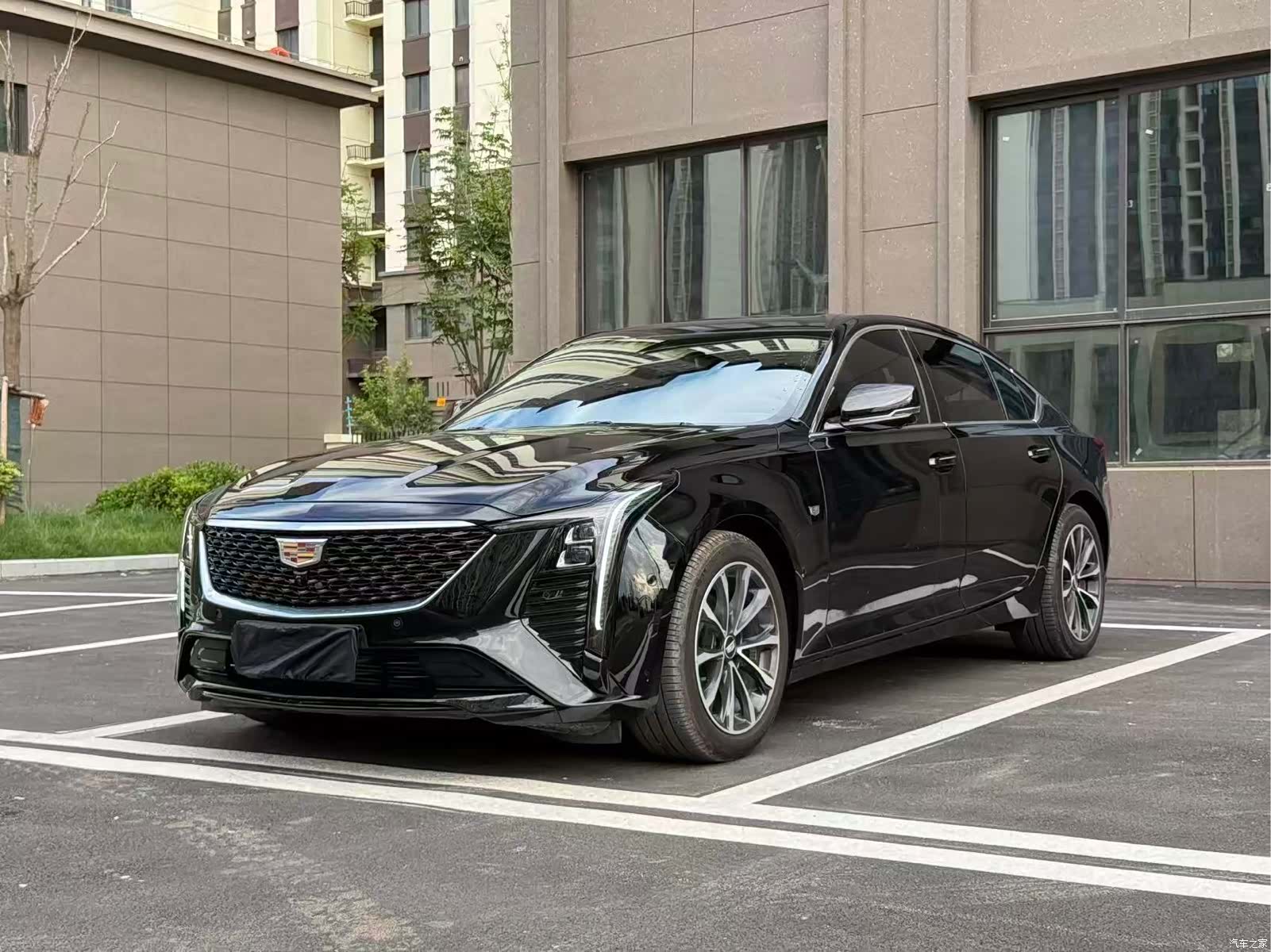 Cadillac CT5, 2025 1
