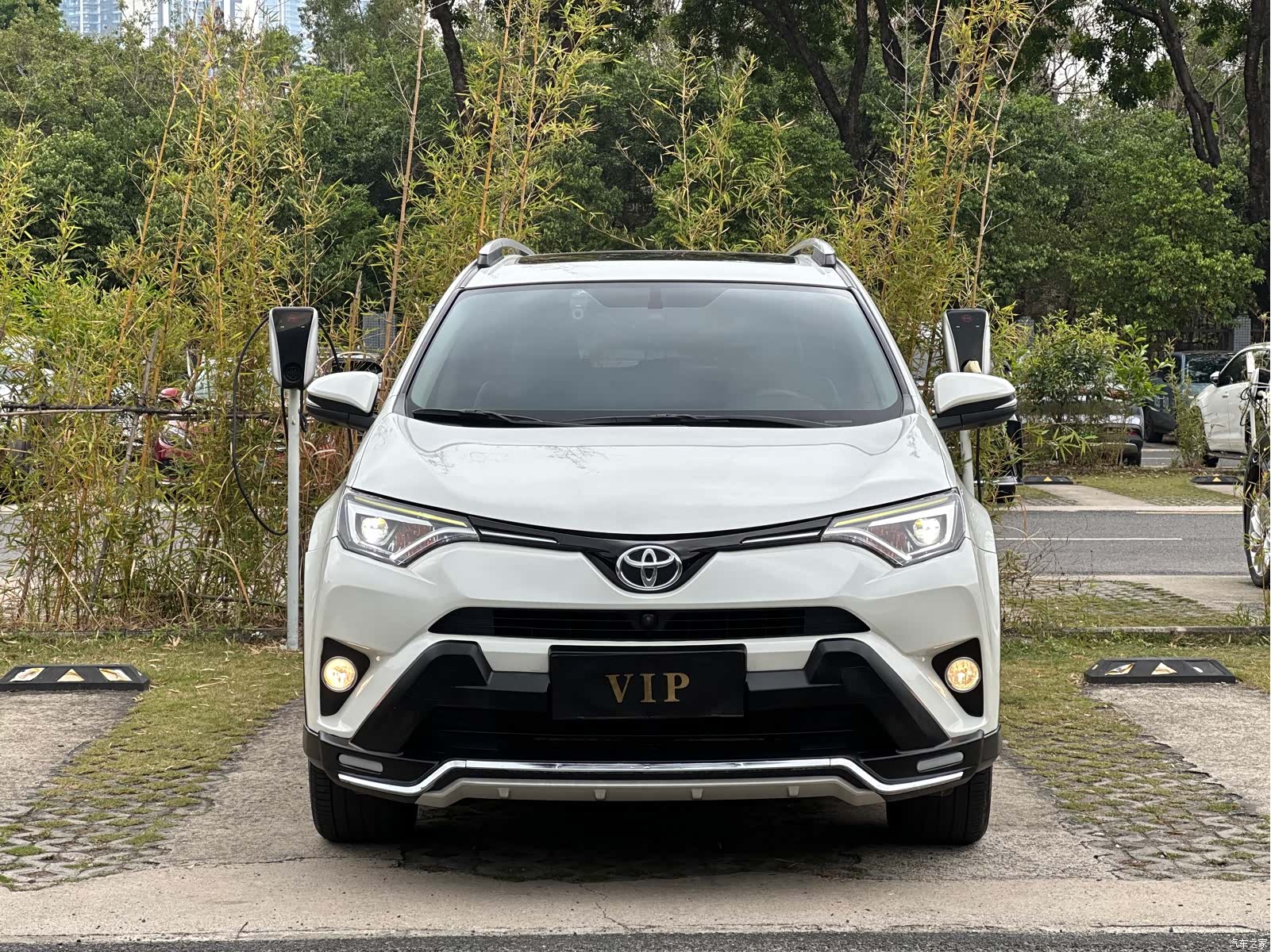 Toyota RAV4, 2017 2