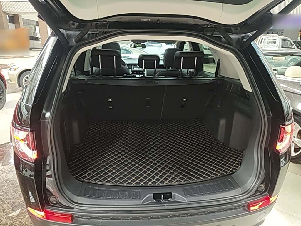 Land Rover Discovery, 2019 19