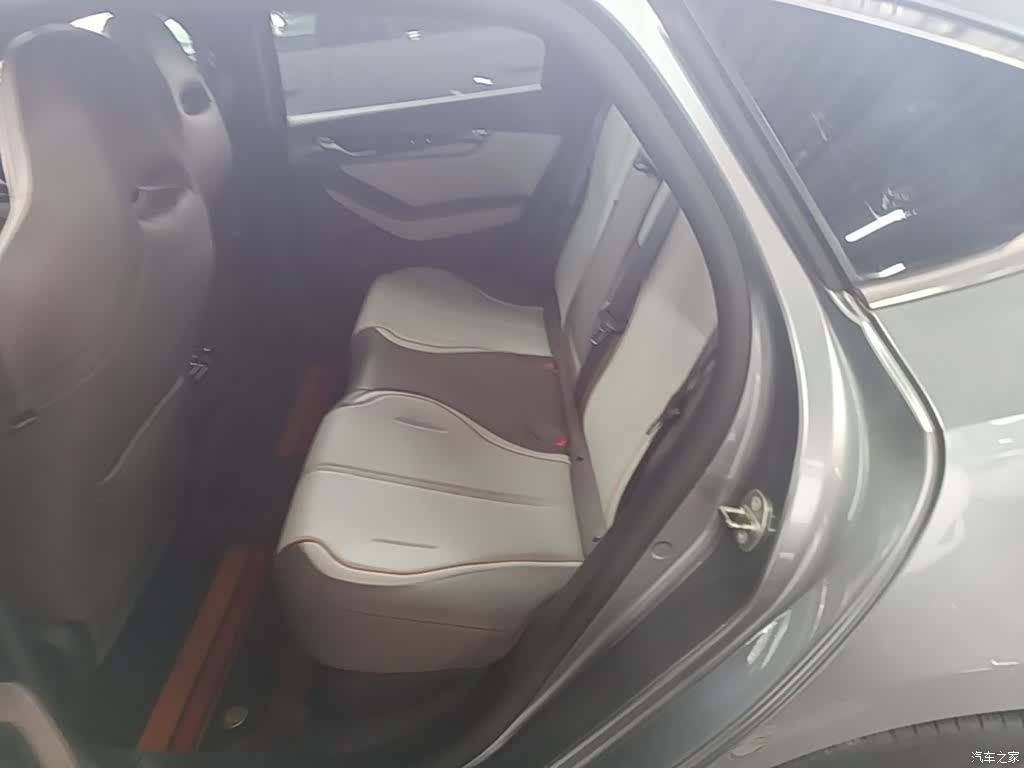 BYD Qin, 2023 13