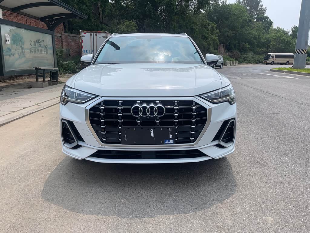 Audi Q3 2022 35 TFSI Fashion