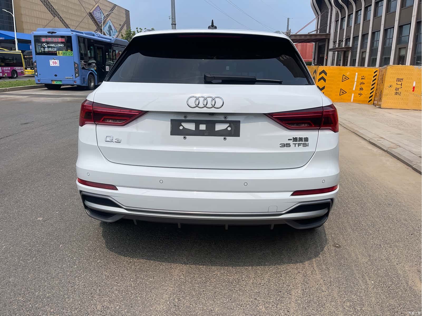 Audi Q3, 2022 все фото