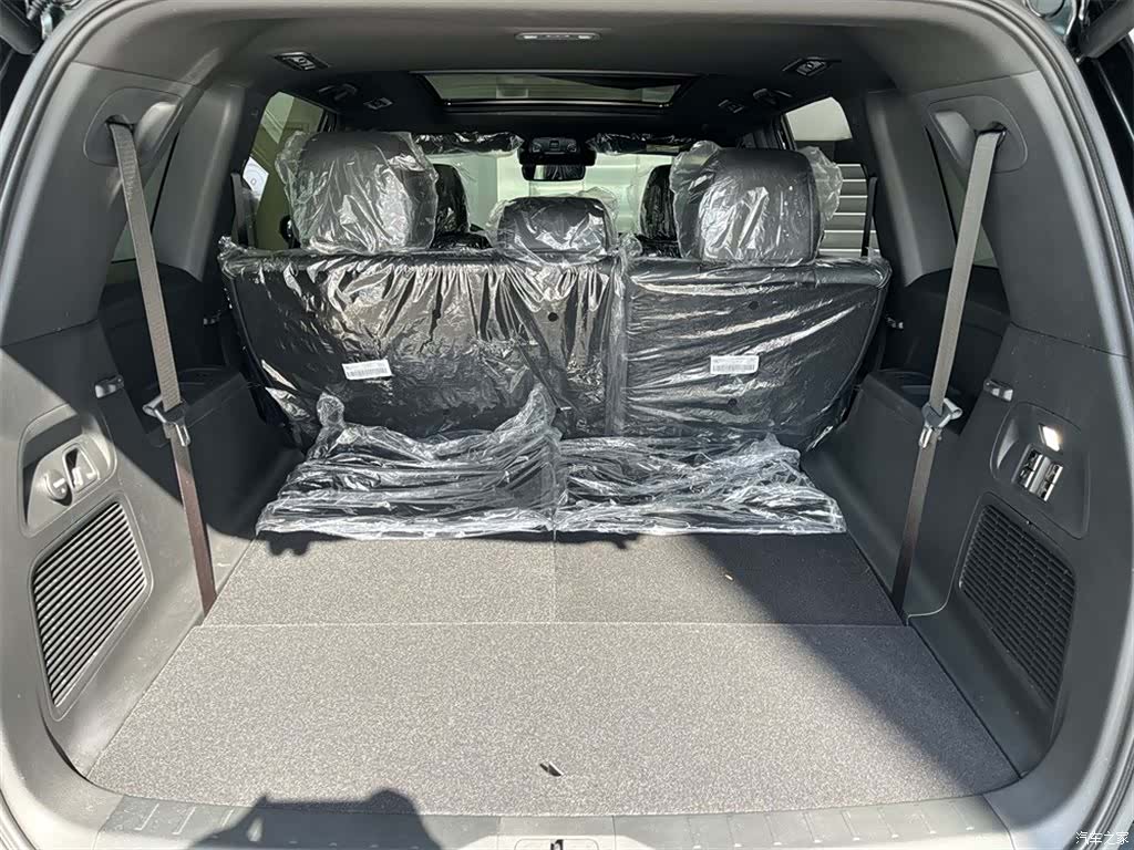 Trumpchi ES9, 2026 10