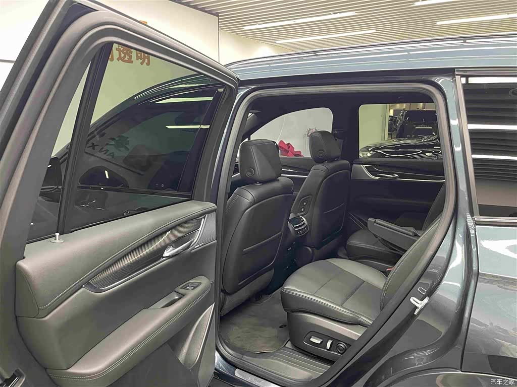 Cadillac XT6, 2024 15