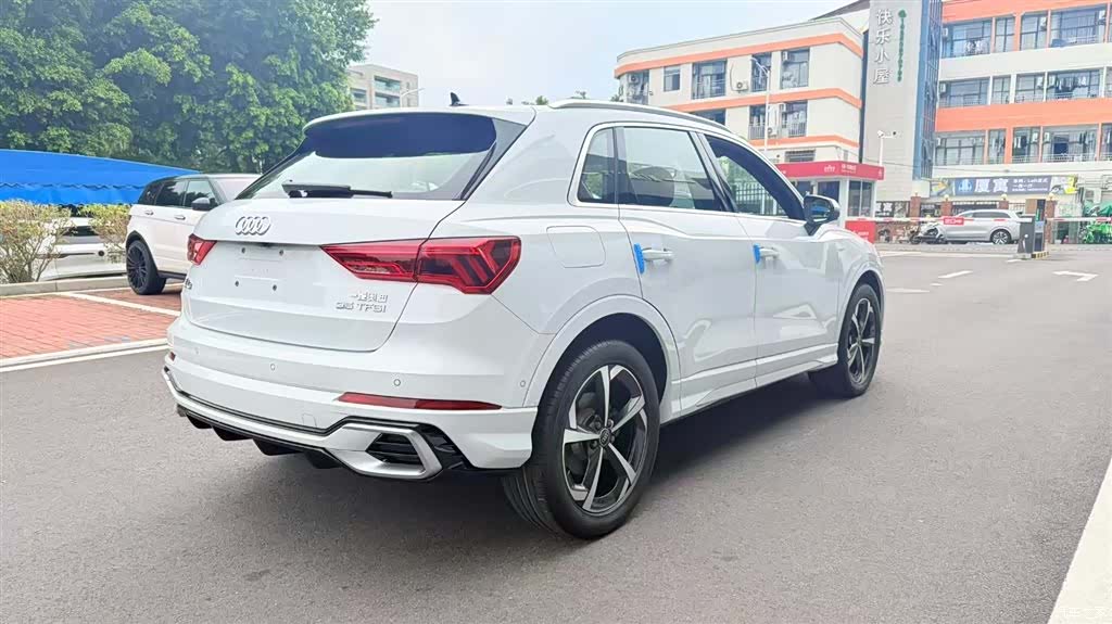 Audi Q3, 2024 все фото