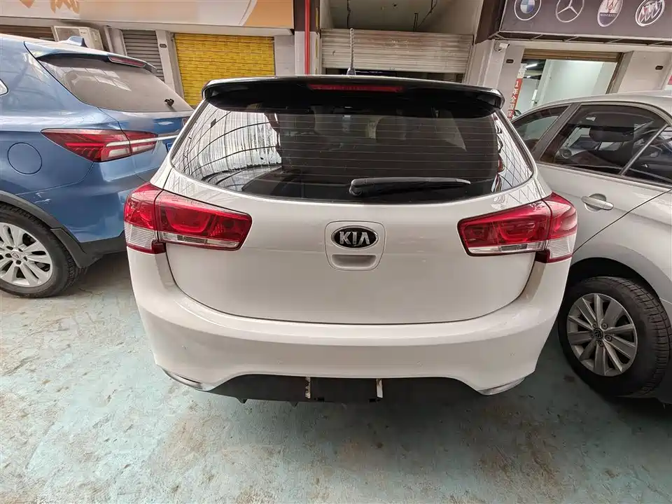 Kia K2