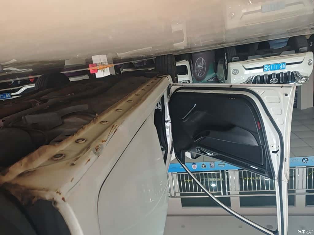 Zotye Z360, 2018 22
