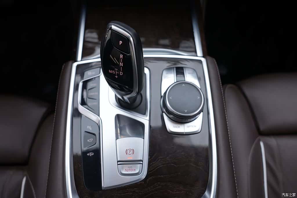 BMW 7 Series, 2016 16